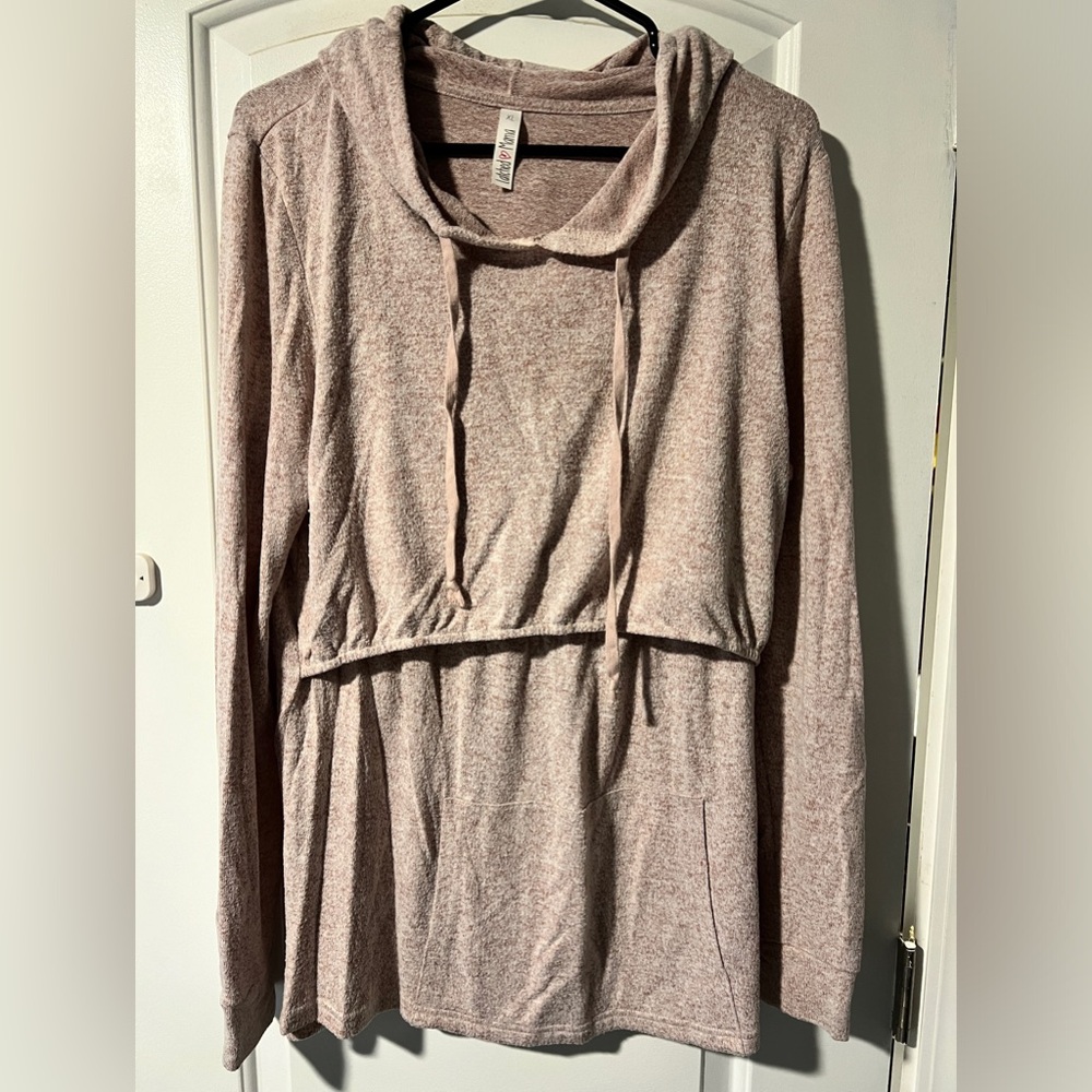 Latched Mama XL nursing hoodie - blush